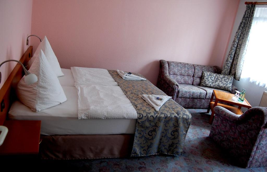 Hotel Am Markt Eckartsberga Zewnętrze zdjęcie